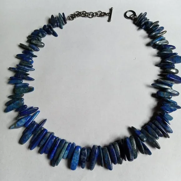 Beautiful Lapis Necklace- Lazuli Blue Chipped Beaded Thin Stone Point Choker - Picture 6 of 7